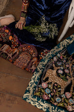 Load image into Gallery viewer, Aroha