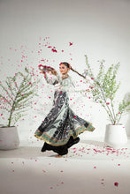 Load image into Gallery viewer, Chandni
