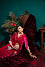 Load image into Gallery viewer, Vela
