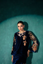 Load image into Gallery viewer, Saphire
