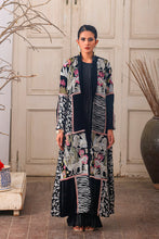 Load image into Gallery viewer, Noori Velvet Jacket
