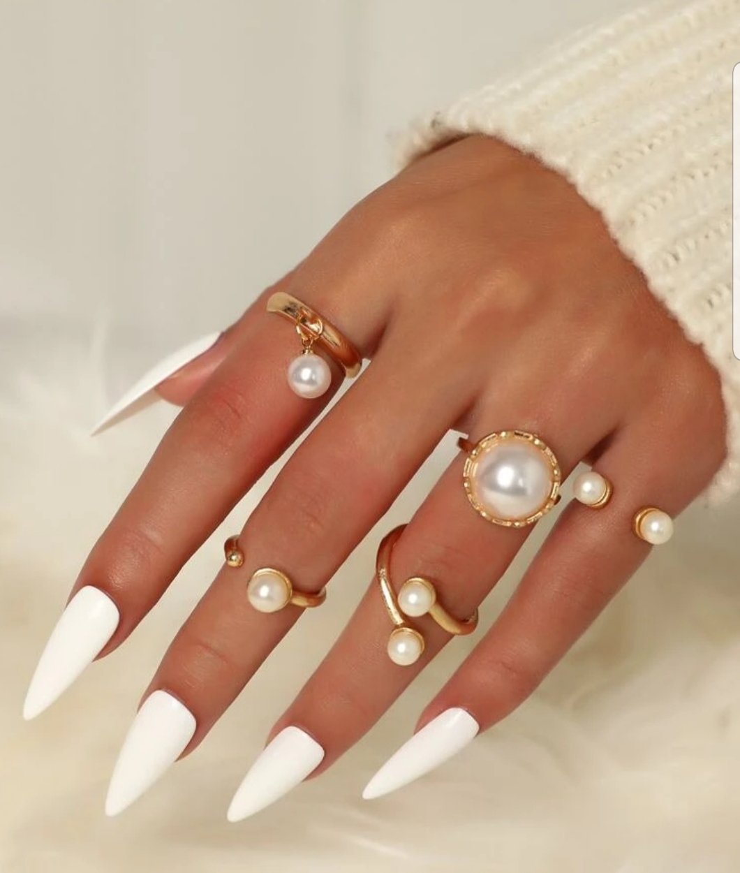 Pearls Ring Set