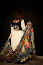 Load image into Gallery viewer, Nawazish Dress
